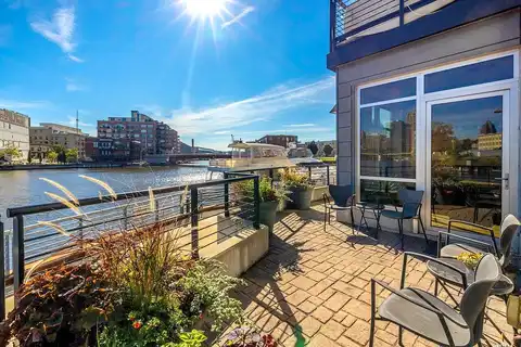 Seeboth, MILWAUKEE, WI 53204