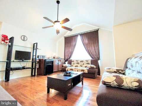 Hunter, ALBRIGHTSVILLE, PA 18210