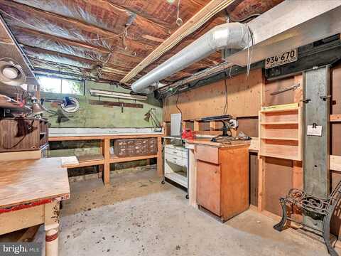 Cottage, MILLERSVILLE, PA 17551