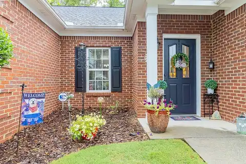 Manor, CARTERSVILLE, GA 30120