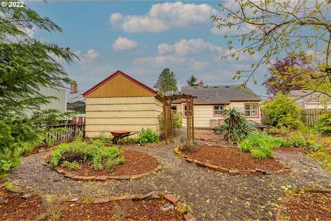 80Th, PORTLAND, OR 97213