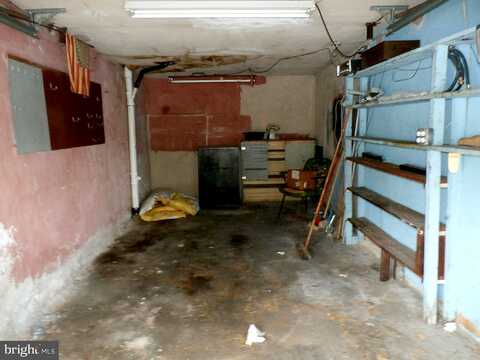 Southridge, DARBY, PA 19023