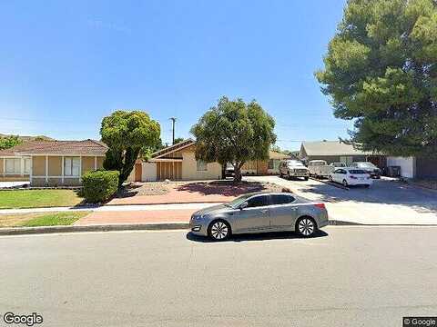 Langside, CANYON COUNTRY, CA 91351
