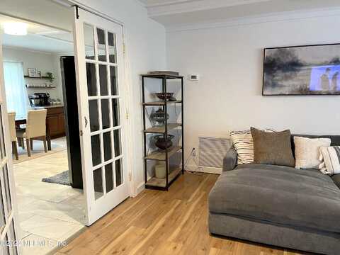 Pinecrest, SAN MATEO, FL 32187