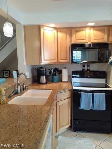 New South Province, FORT MYERS, FL 33907