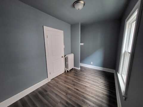 6Th, MILWAUKEE, WI 53215