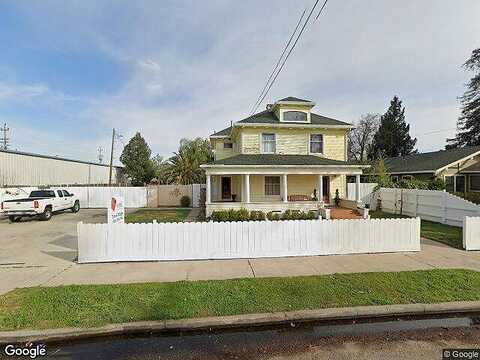 Pine, LODI, CA 95240