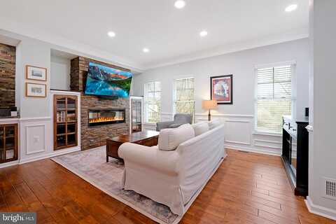 Washington, OCCOQUAN, VA 22125