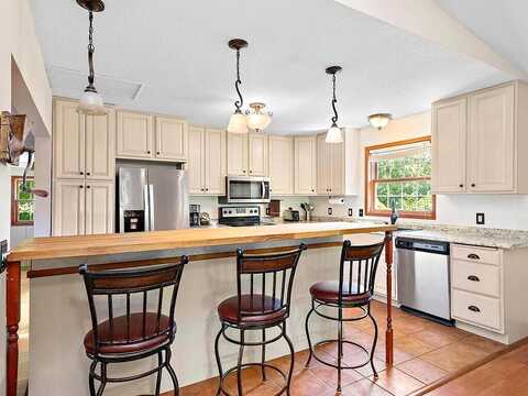 Pawnee, CHANHASSEN, MN 55317