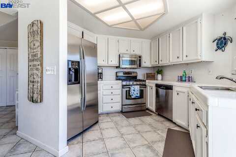 Dune Point, DISCOVERY BAY, CA 94505