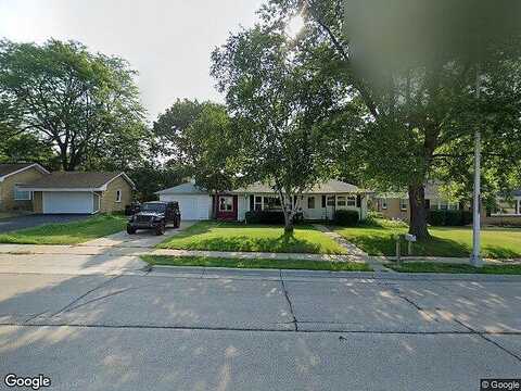 Mayfair, MILWAUKEE, WI 53222