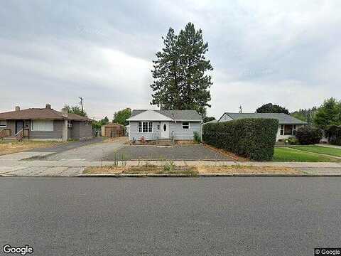 Maple, SPOKANE, WA 99205