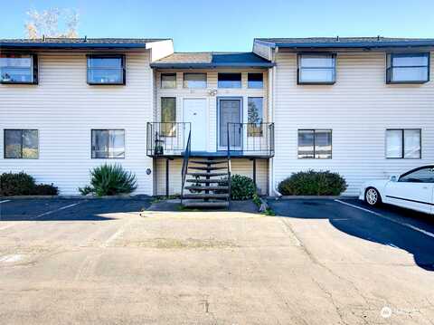 James, KENT, WA 98032