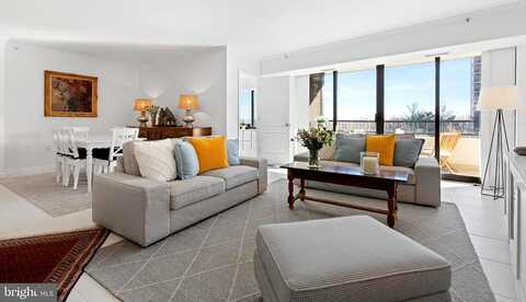 Crystal, ARLINGTON, VA 22202