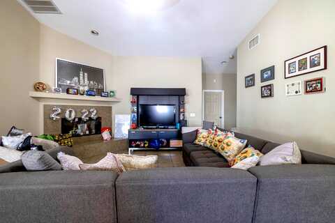 Glenn, CATHEDRAL CITY, CA 92234