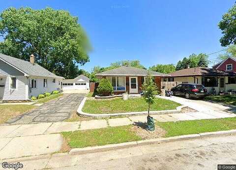 Roberta, WAUKESHA, WI 53186