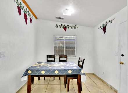 Mathew, LINDSAY, CA 93247