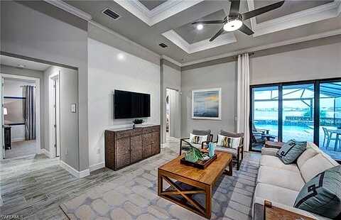 Kinzie, ESTERO, FL 33928