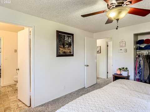 18Th, MCMINNVILLE, OR 97128
