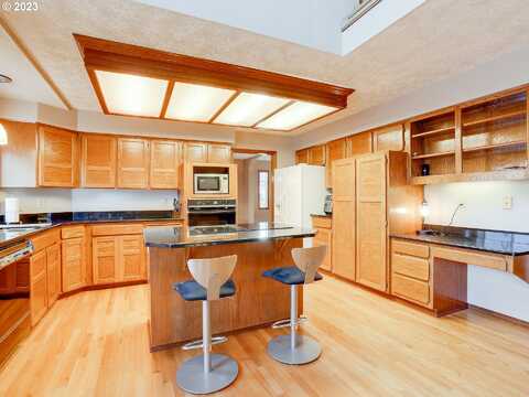 San Rafael, PORTLAND, OR 97230