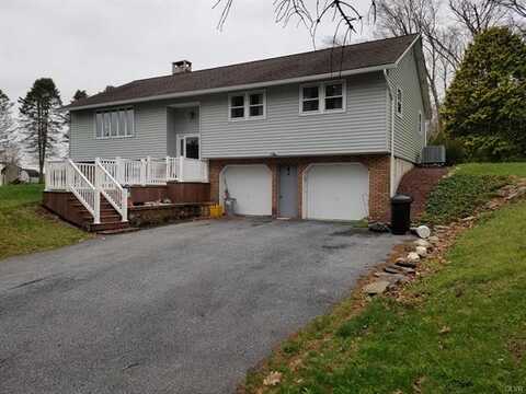 Oakhurst, SLATINGTON, PA 18080