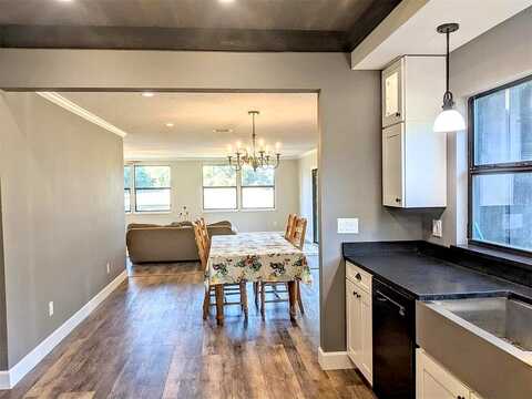 25Th, ANTHONY, FL 32617