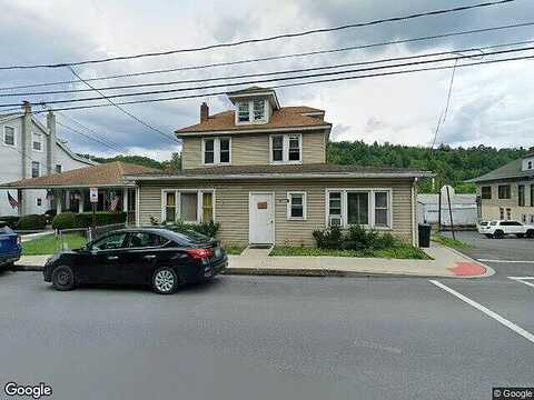 Broad, TAMAQUA, PA 18252