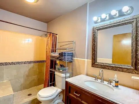 40Th, MCALLEN, TX 78501