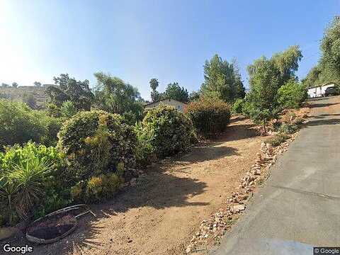 Sunset Knolls, LAKESIDE, CA 92040