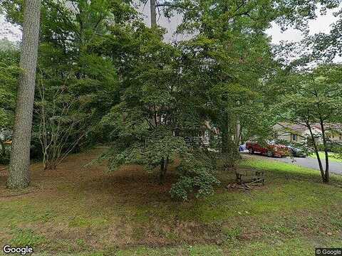 Deer Run, GLOUCESTER, VA 23061