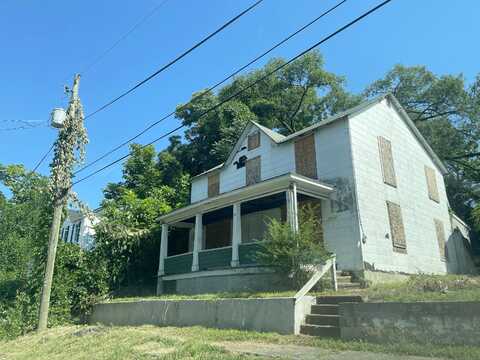 Patton, ROANOKE, VA 24016