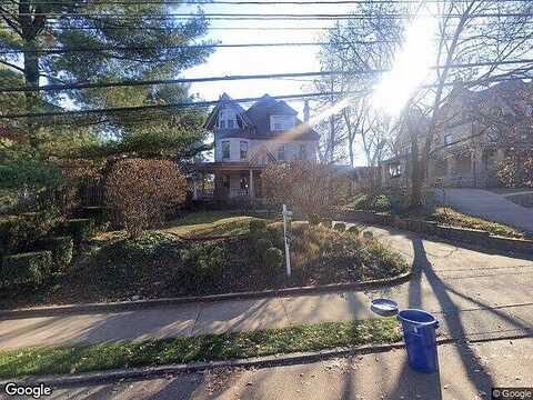 Linden, PITTSBURGH, PA 15208
