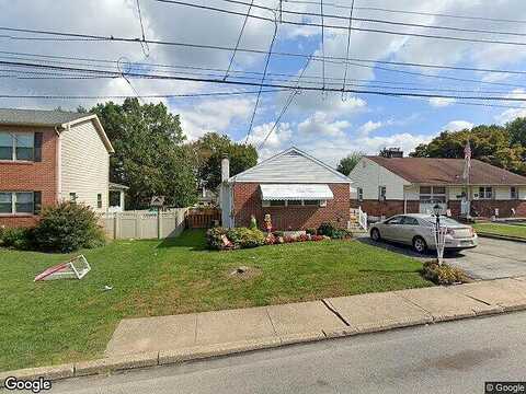 Roberts, CONSHOHOCKEN, PA 19428