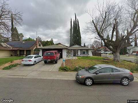 Tanya, SACRAMENTO, CA 95826