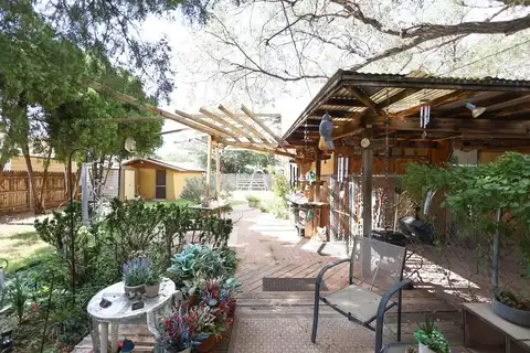 31St, LUBBOCK, TX 79411