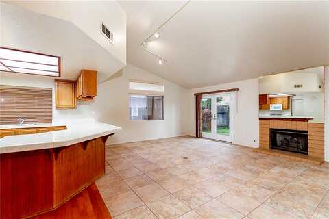 Garland, HEMET, CA 92545