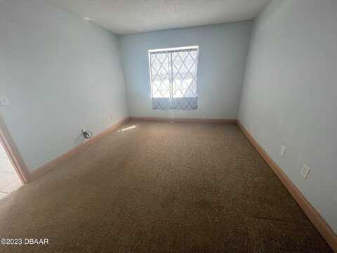 Tracy, PORT ORANGE, FL 32129