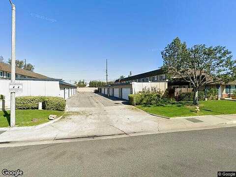 Larwin, CYPRESS, CA 90630