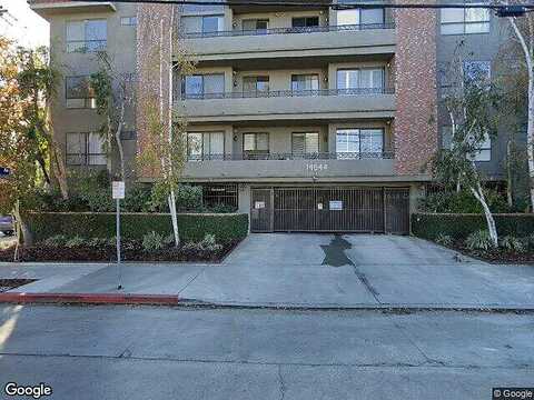 Dickens, SHERMAN OAKS, CA 91403