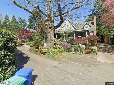 38Th, PORTLAND, OR 97202