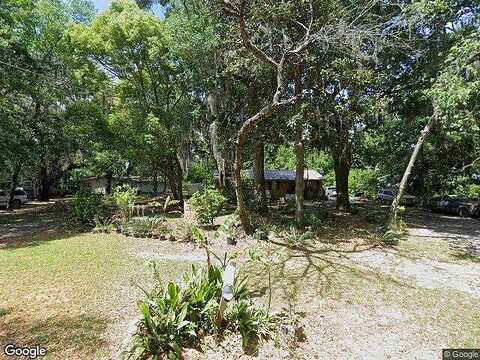 6Th, FERNANDINA BEACH, FL 32034