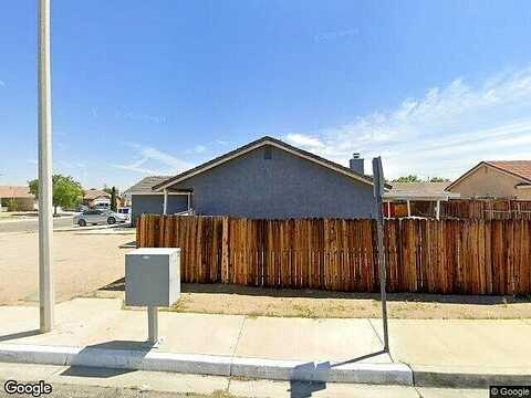 Cambridge, ADELANTO, CA 92301