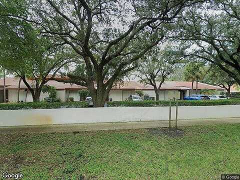 Loch Isle, MIAMI LAKES, FL 33014