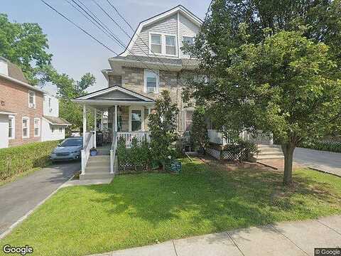 Aubrey, ARDMORE, PA 19003