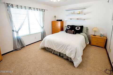 Kenneth, TEMPE, AZ 85284