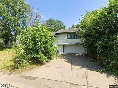 Parkway, SAINT PAUL, MN 55106