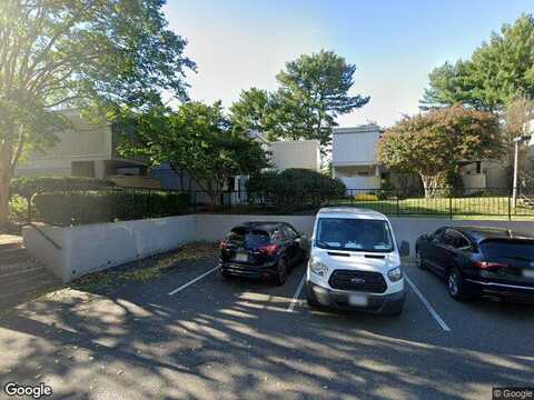 Shore, RESTON, VA 20190
