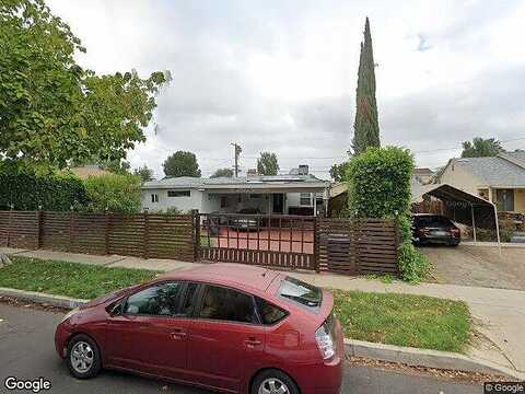 Schoolcraft, RESEDA, CA 91335