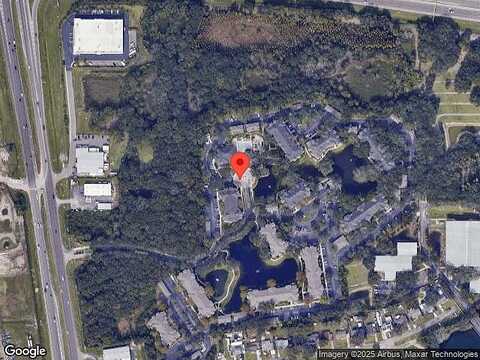 Courtney Oaks, TAMPA, FL 33619