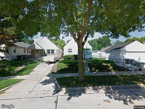 94Th, MILWAUKEE, WI 53214